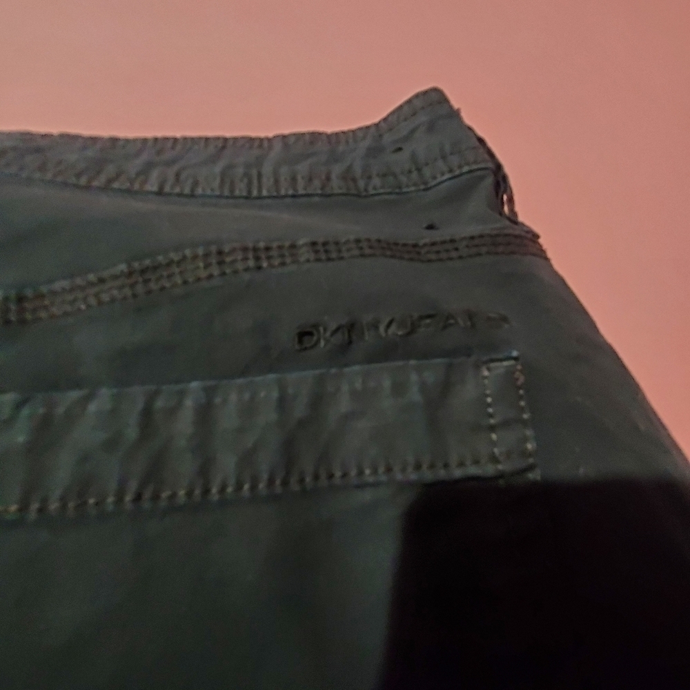 DKNY Jeans Black Capri Outdoor Pants - Picture 7 of 9